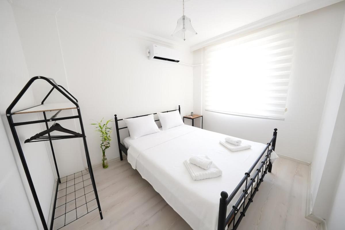 Martela - Housing Near The Sea - *