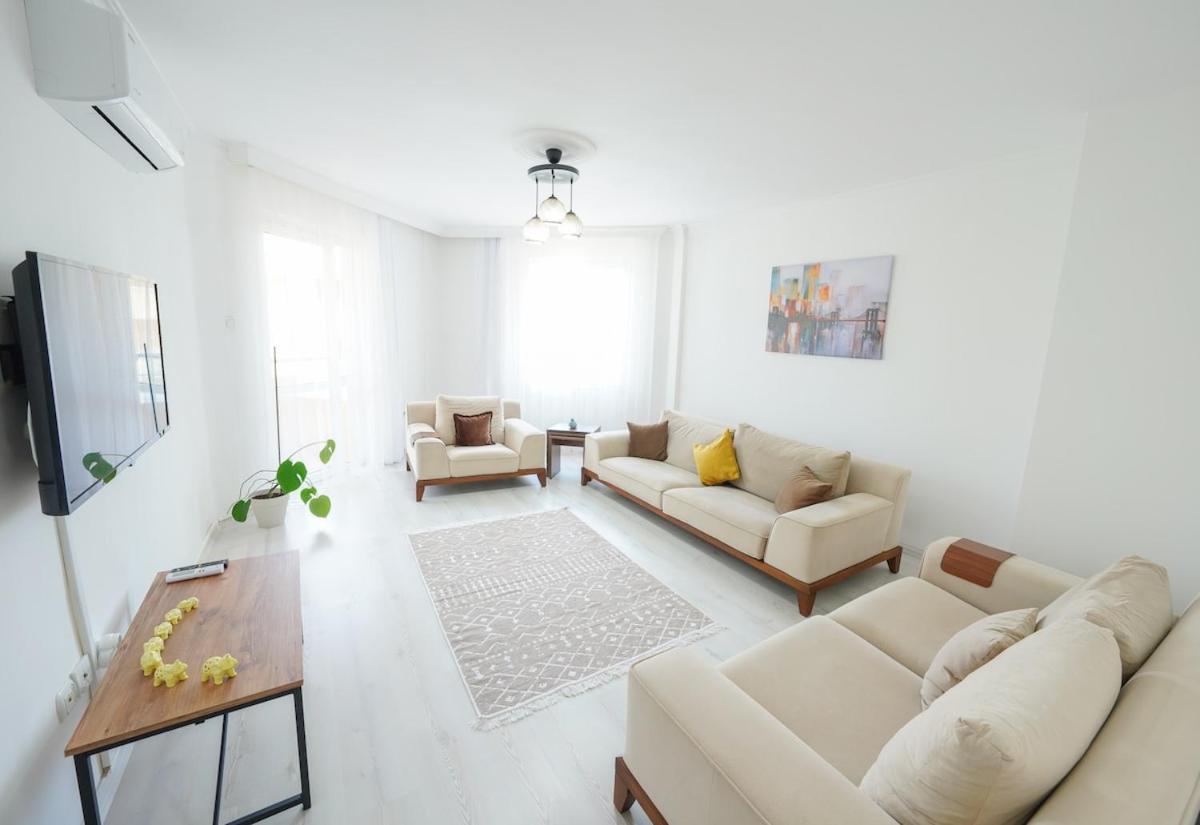 Martela - Housing Near The Sea - *